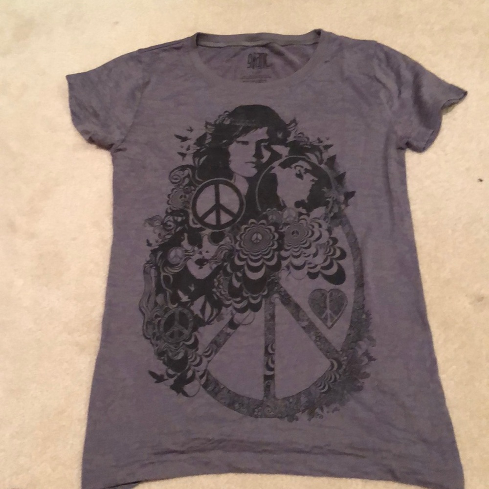 Retro Hippie Tee